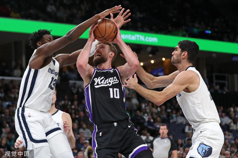 雪崩队在前 雪崩队在前