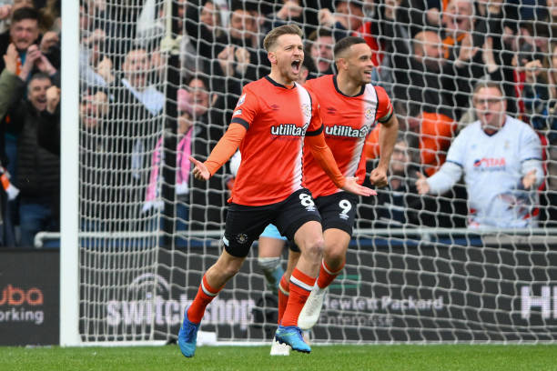 的前景更加 的前景更加