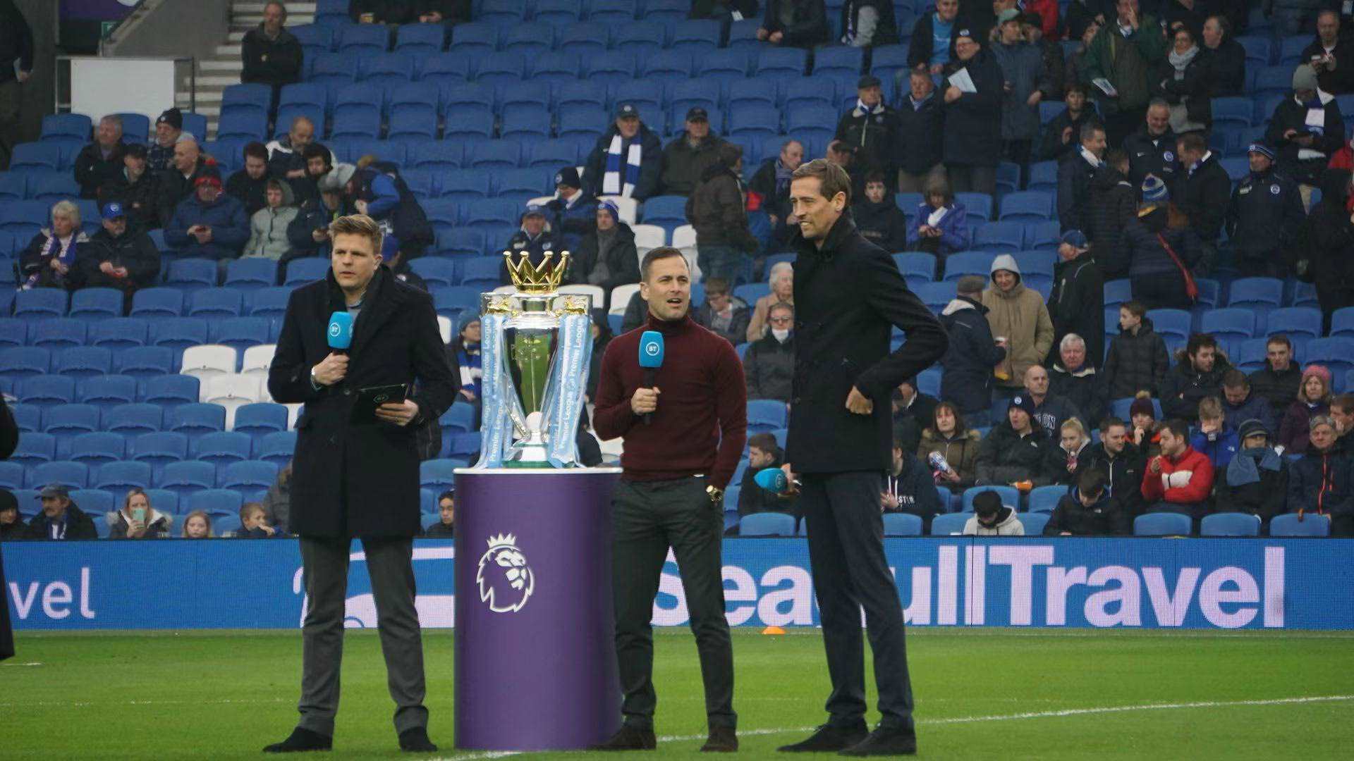 巴萨目前拥 巴萨目前拥